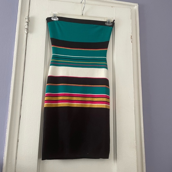 On the 6 , Strapless Sweater Dress! - Picture 2 of 5